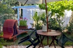 Tavolo in giardino